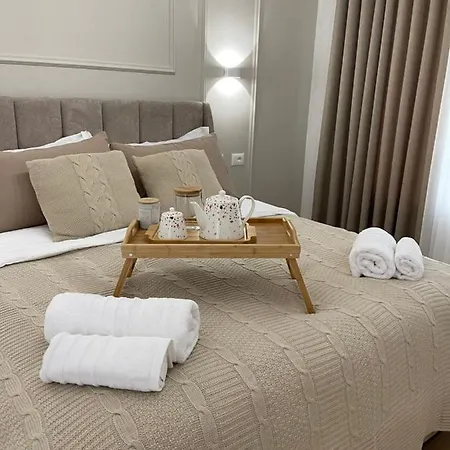 Square Center Apartment